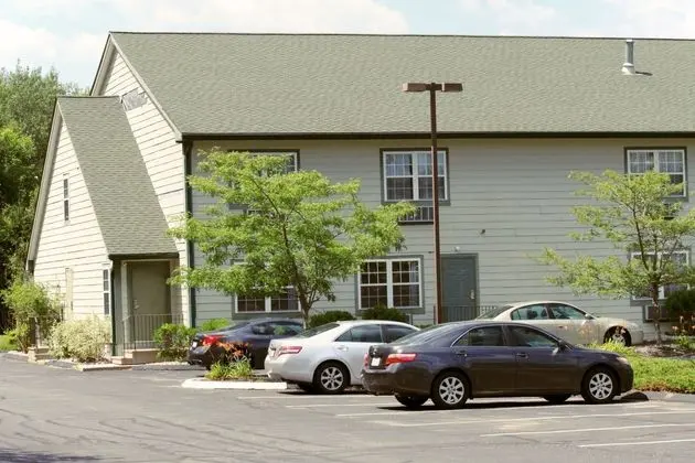 Hilltop Inn & Suites - North Stonington