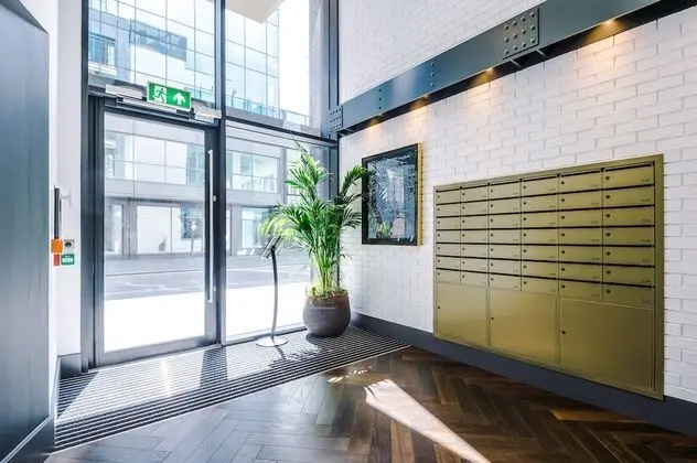 Hilltop Serviced Apartments - Piccadilly - Lobi