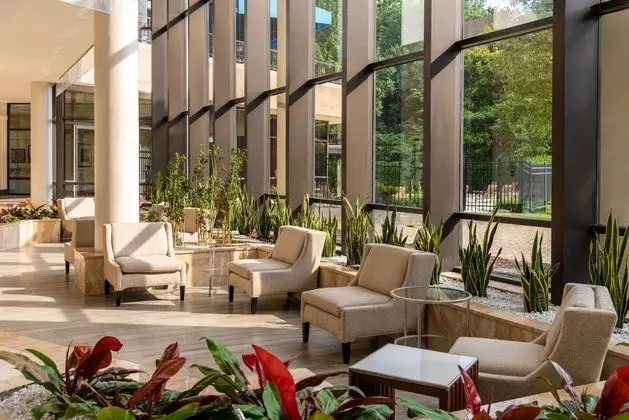 Hilton Alexandria Mark Center - Lobi