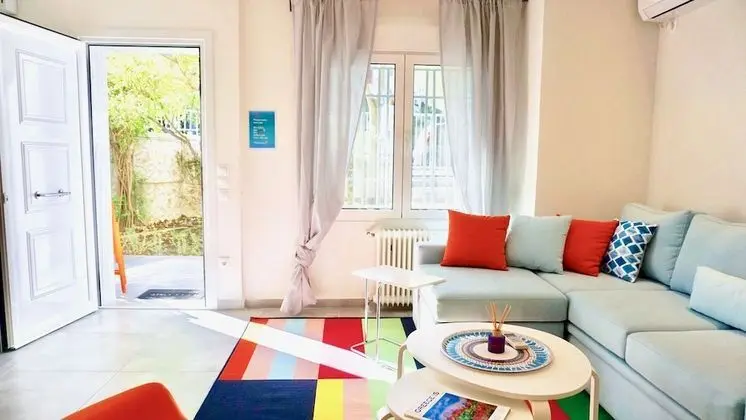 Hilton Hotel Area Renovated Apt next to Metro