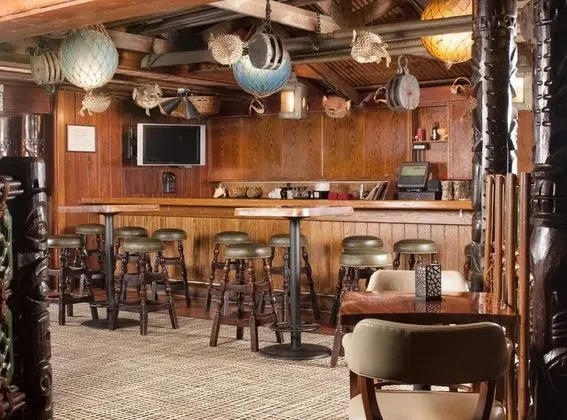 Hilton Atlanta - Bar