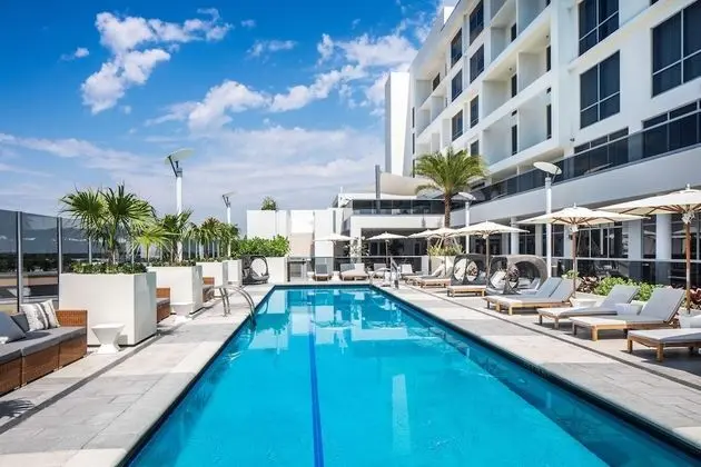 Hilton Aventura Miami - Dış Mekan