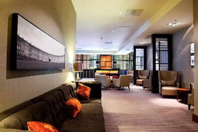 Hilton Bath City - Lobi