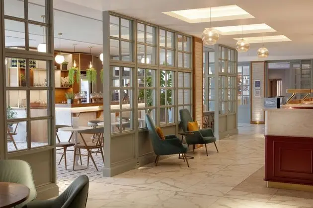 Hilton Bath City - Lobi