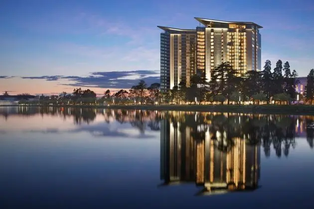 Hilton Batumi - Genel