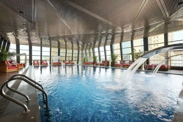 Hilton Beijing Wangfujing - Havuz