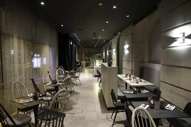 Hilton Cardiff - Bar