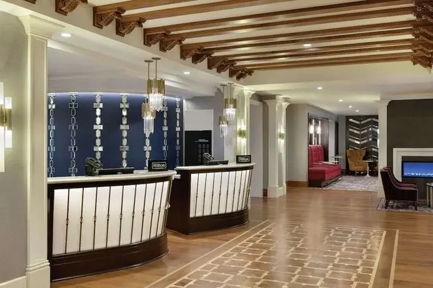 Hilton Checkers Los Angeles - Lobi