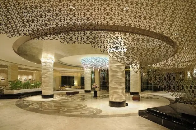 Hilton Chennai - Lobi