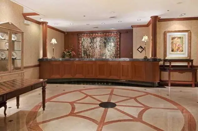 Hilton Chicago/Northbrook - Lobi