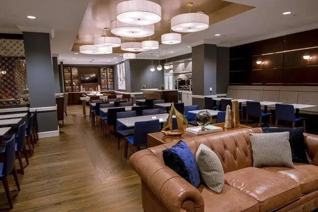 Hilton Chicago Oak Brook Hills Resort & Conference