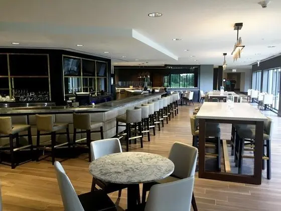 Hilton Chicago Oak Brook Hills Resort & Conference