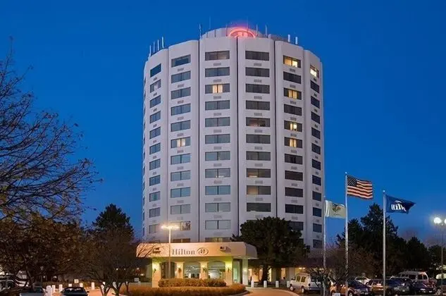 Hilton Chicago/Oak Lawn - Dış Mekan