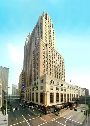 Hilton Cincinnati Netherland Plaza - Dış Mekan