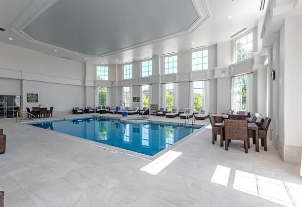 Hilton Columbus at Easton - Havuz