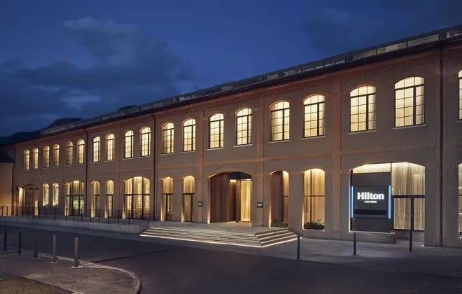 Hilton Como
