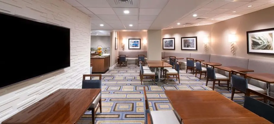 Hilton Crystal City at Washington  Reagan 