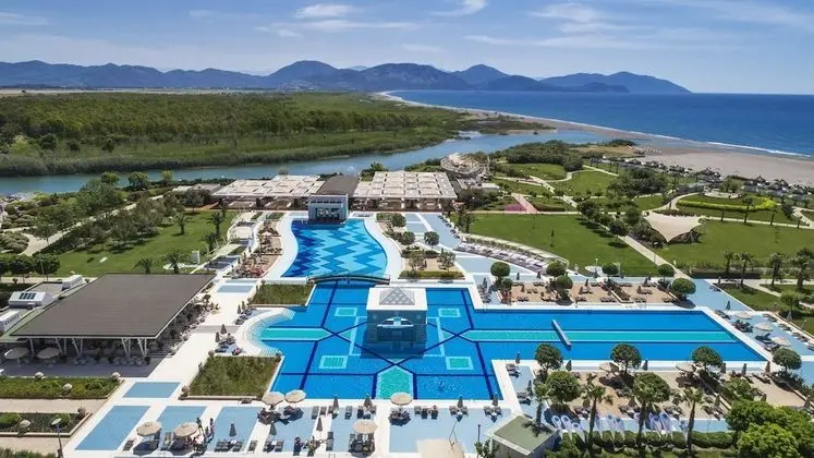 Hilton Dalaman Sarıgerme Resort & Spa - Havuz