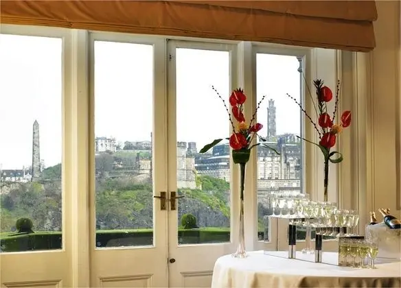 Hilton Edinburgh Carlton