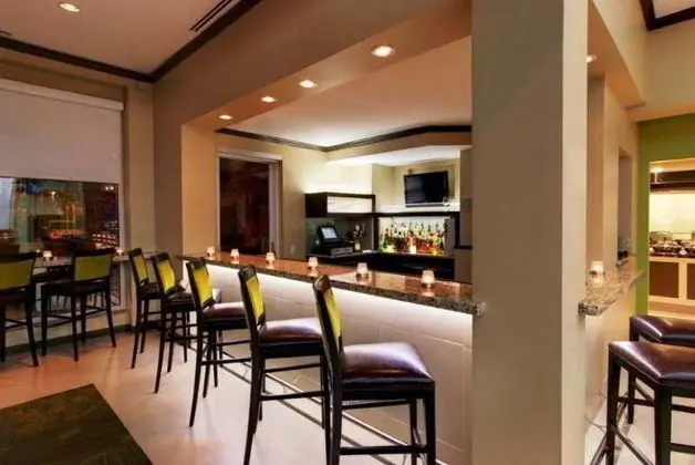Hilton Garden Inn Airport