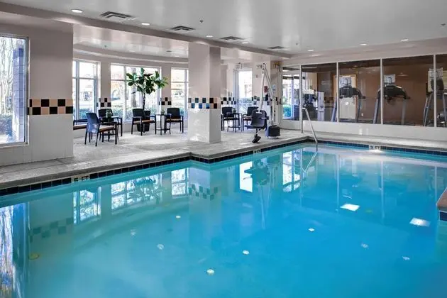 Hilton Garden Inn Atlanta North/Alpharetta - Havuz