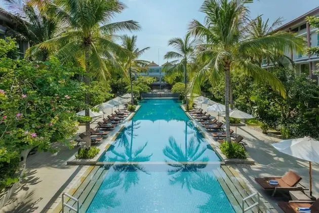 Hilton Garden Inn Bali Ngurah Rai Airport - CHSE Certified - Havuz
