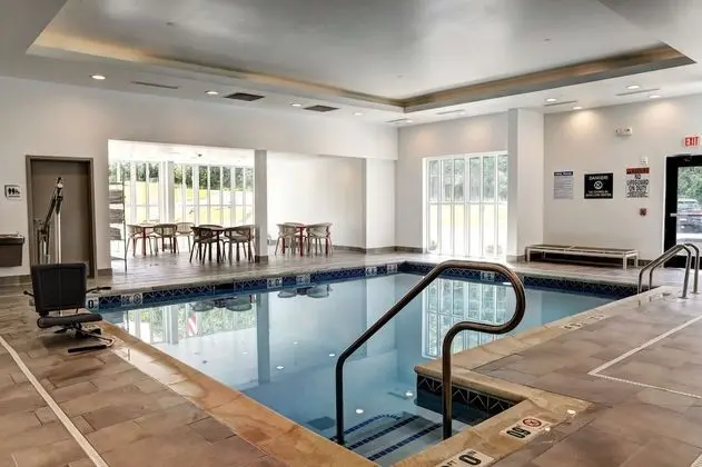 Hilton Garden Inn Bel Air - Havuz