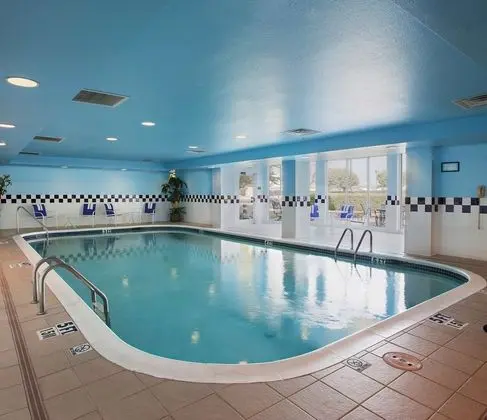 Hilton Garden Inn Bentonville - Havuz