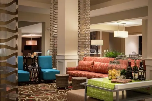Hilton Garden Inn Bettendorf/Quad Cities, IA - Lobi
