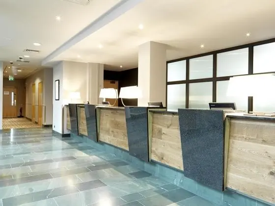 Hilton Garden Inn Birmingham Brindley Place - Lobi