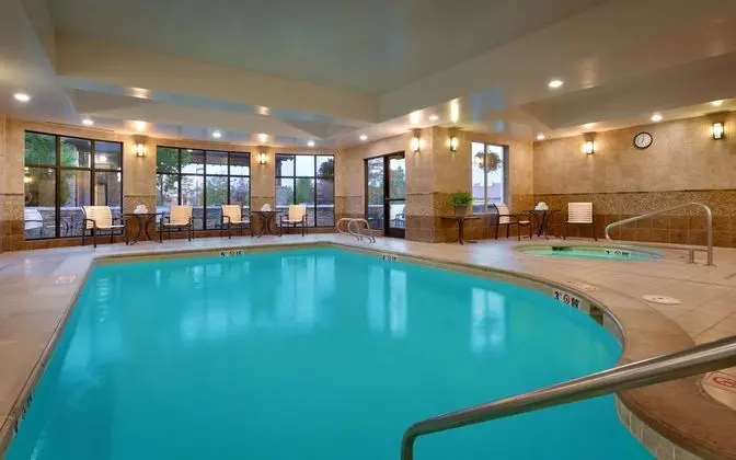 Hilton Garden Inn Bozeman - Havuz