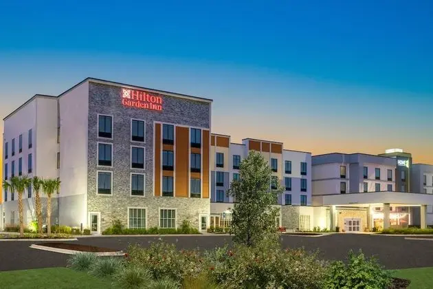 Hilton Garden Inn Brunswick - Dış Mekan
