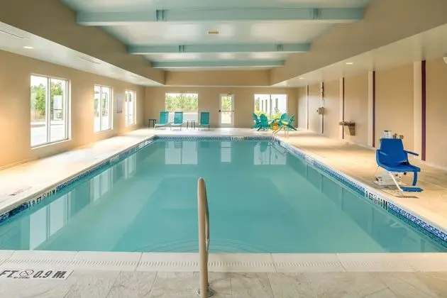 Hilton Garden Inn Brunswick - Havuz