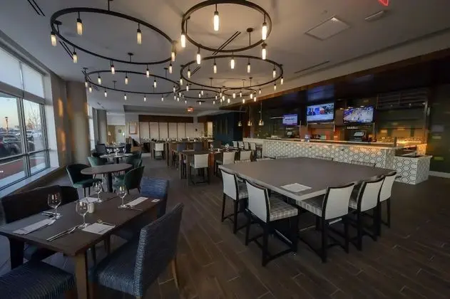 Hilton Garden Inn Camden Waterfront Philadelphia - Yerinde Yemek