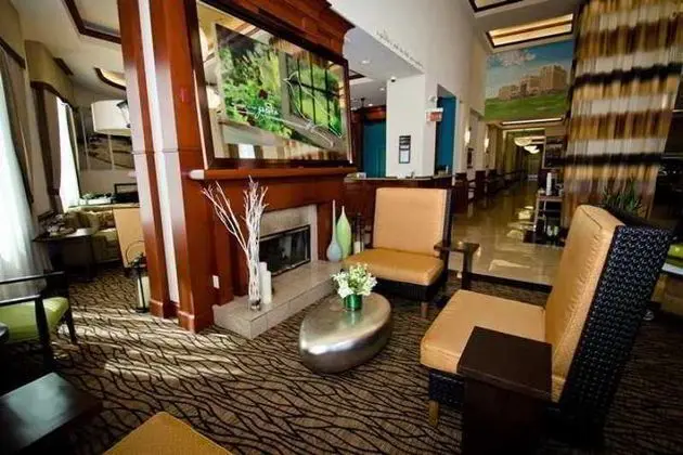 Hilton Garden Inn Charlotte Uptown
