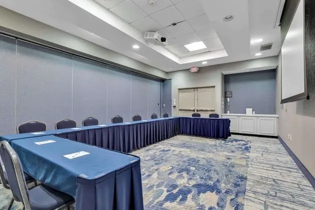 Hilton Garden Inn/Coastal Grand Circle - Spa