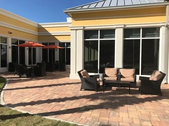 Hilton Garden Inn Daytona Beach Oceanfront - Dış Mekan