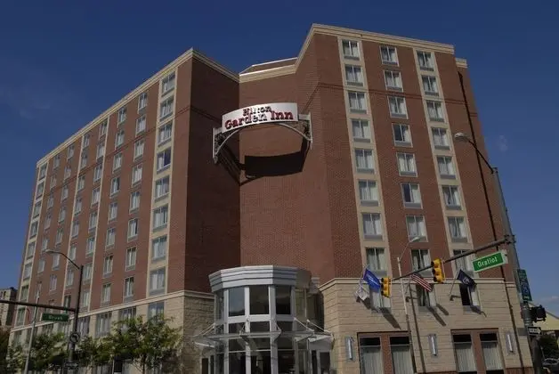 Hilton Garden Inn Detroit Downtown - Dış Mekan
