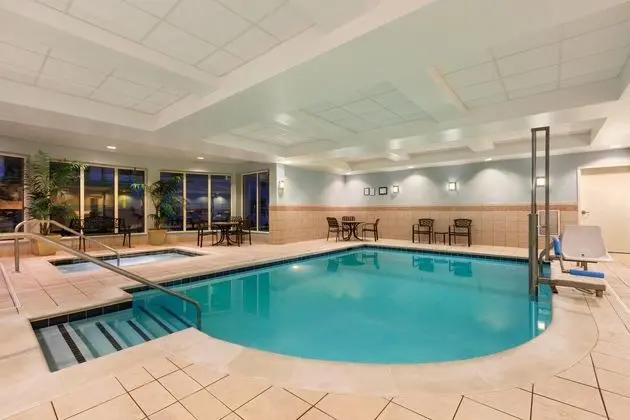 Hilton Garden Inn Dulles North - Havuz