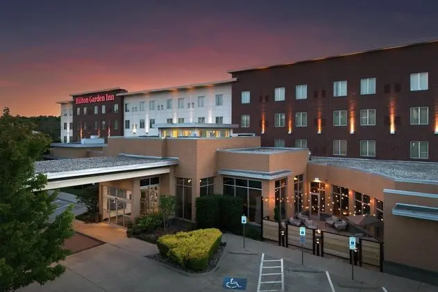 Hilton Garden Inn Fort Worth Medical Center - Dış Mekan