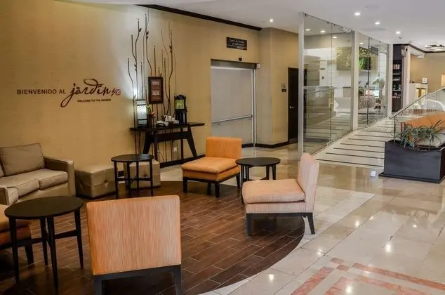Hilton Garden Inn Guatemala City - Lobi
