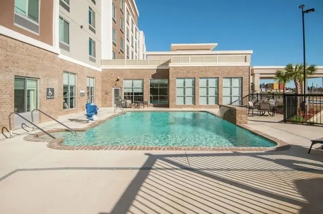Hilton Garden Inn Jackson/Clinton, MS - Havuz