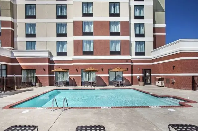 Hilton Garden Inn Jackson/Flowood, MS - Havuz
