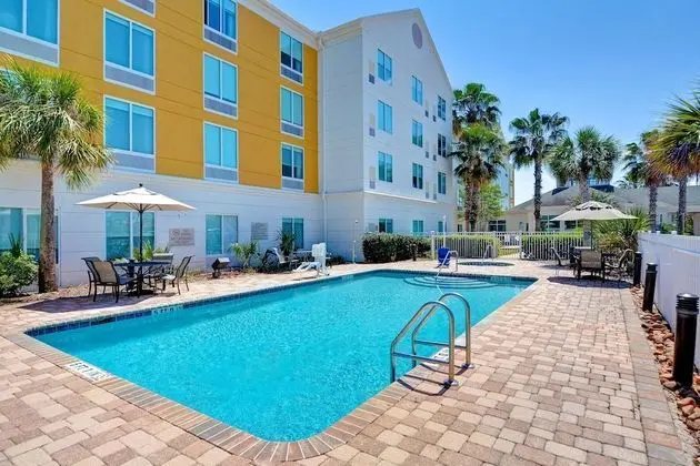 Hilton Garden Inn Jacksonville Orange Park - Havuz