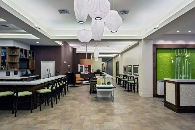 Hilton Garden Inn Lincoln, NE - Lobi