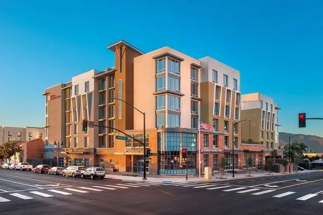 Hilton Garden Inn Los Angeles/Burbank, CA - Öne Çıkan Resim