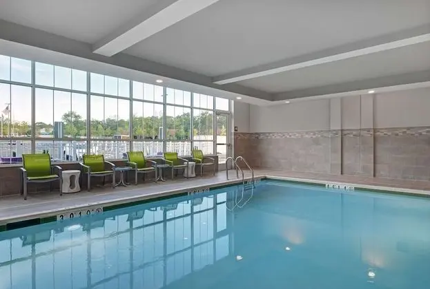 Hilton Garden Inn Manassas - Havuz