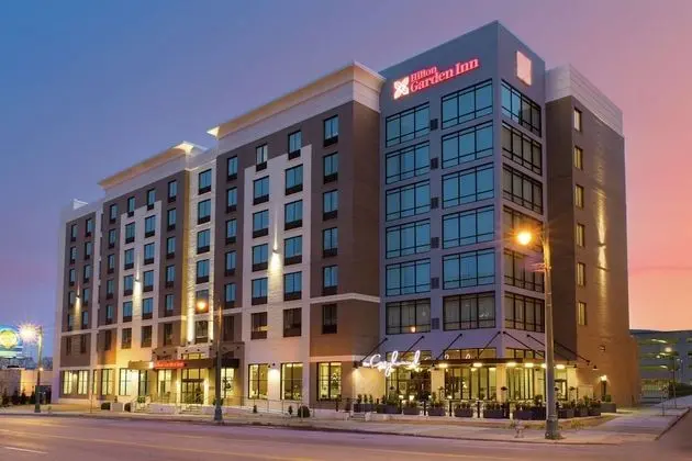 Hilton Garden Inn Memphis Downtown Beale Street - Dış Mekan