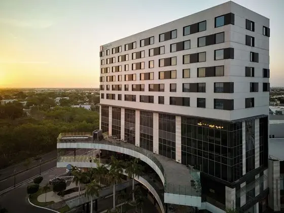 Hilton Garden Inn Merida - Dış Mekan