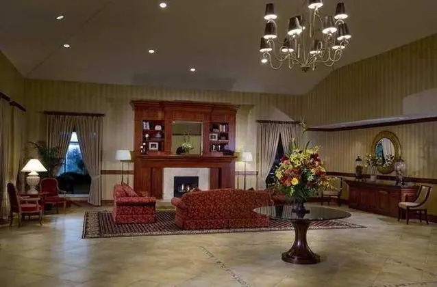 Hilton Garden Inn Milwaukee Northwest Conference